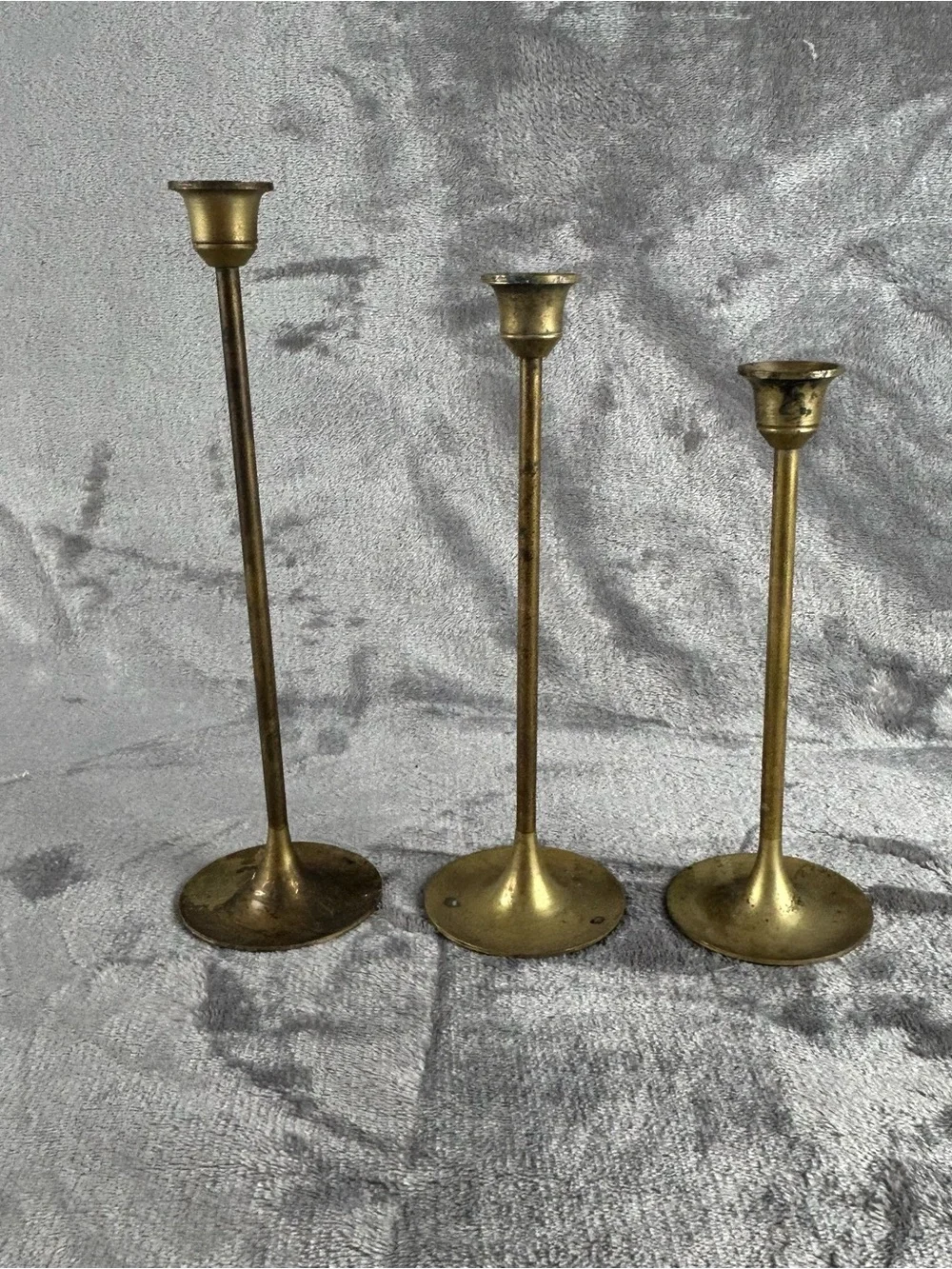 VTG Solid Brass Taper Candlestick Holders Set of 3 Graduated Gold‎ Patina Taiwan